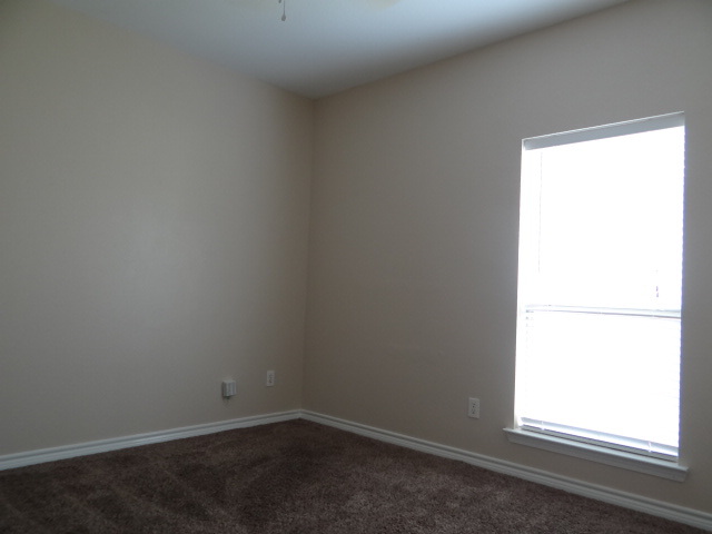 Building Photo - 26222 Avoyelles Ave