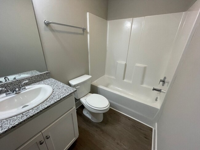 Building Photo - NEW CONSTRUCTION! NOW LEASING FOR SUMMER 2026!