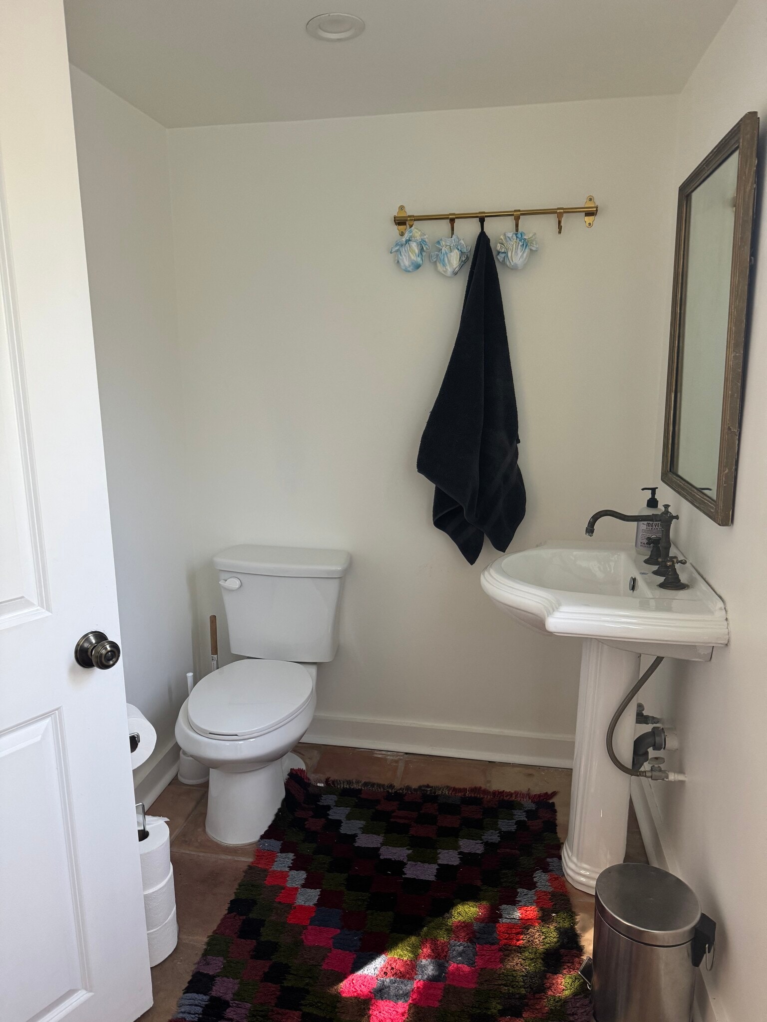 Building Photo - 5924 Hayes Ave