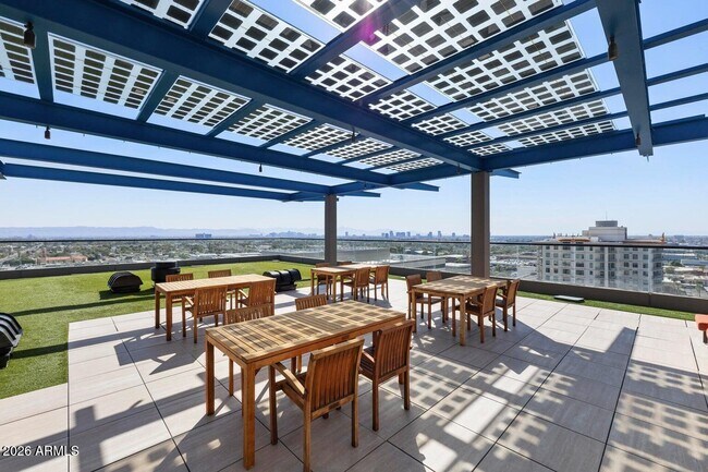 Building Photo - 4808 N 24th St