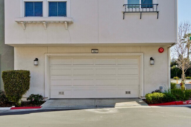 Building Photo - Wow! What a Great Home! Available Now!