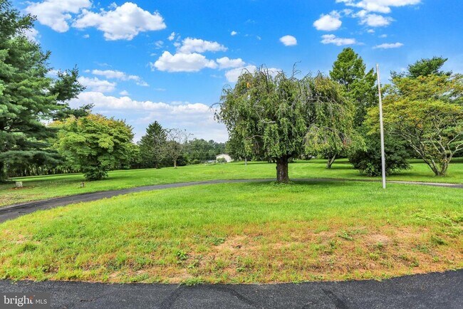 Building Photo - 36 Antietam Rd