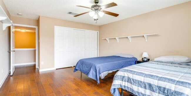Building Photo - 2100 Pena Blanca Dr