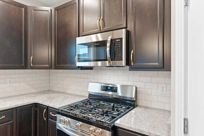 Building Photo - 109 Clearwater Dr