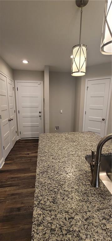 Building Photo - 123 Ridge Crest Ct