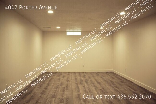 Building Photo - 4042 Porter Ave