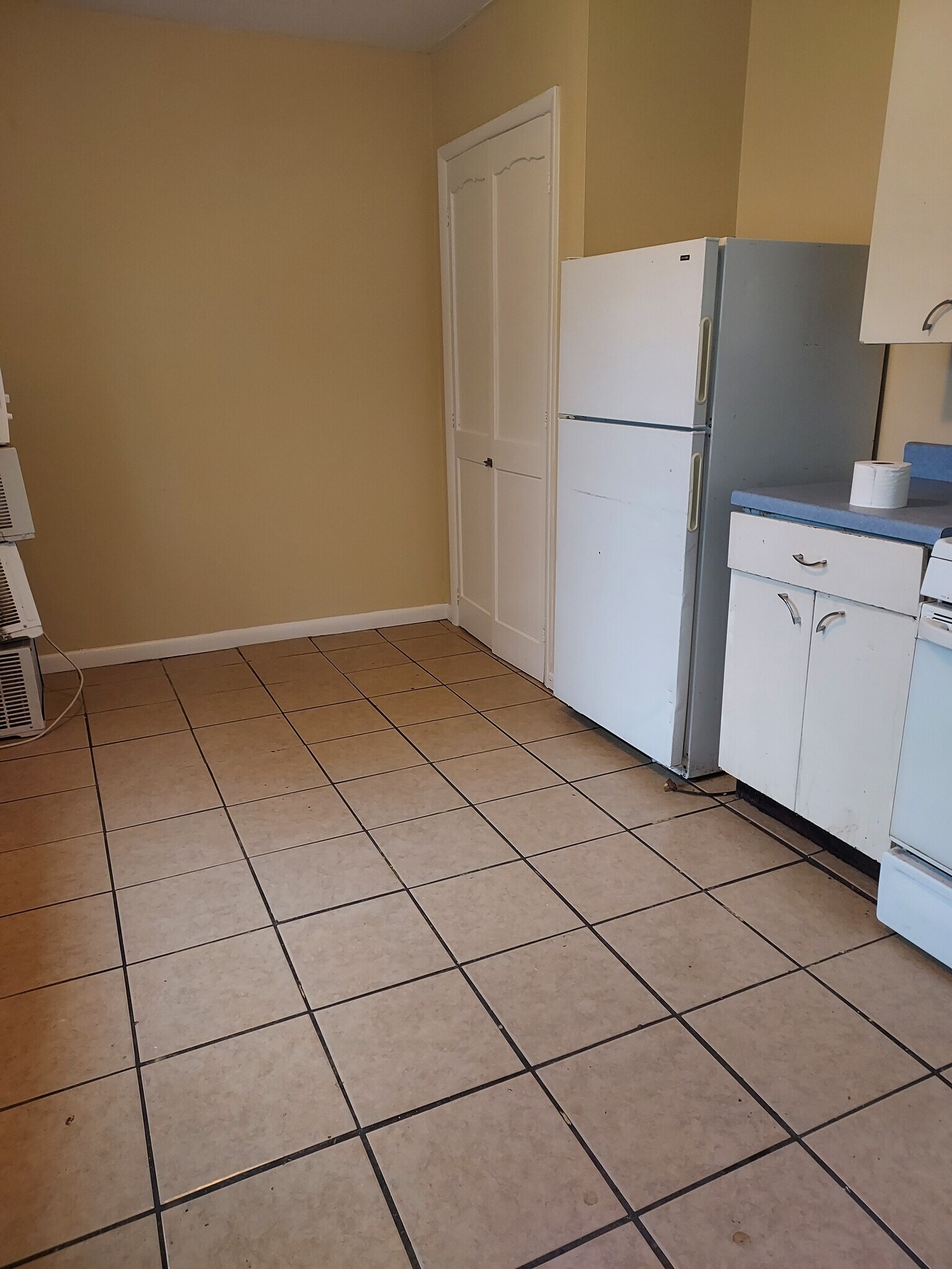 Eat in Kitchen space ( appliances not included) - 5500 Ripple Ln