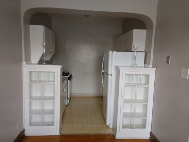 Building Photo - 2559 Flossmoor Rd