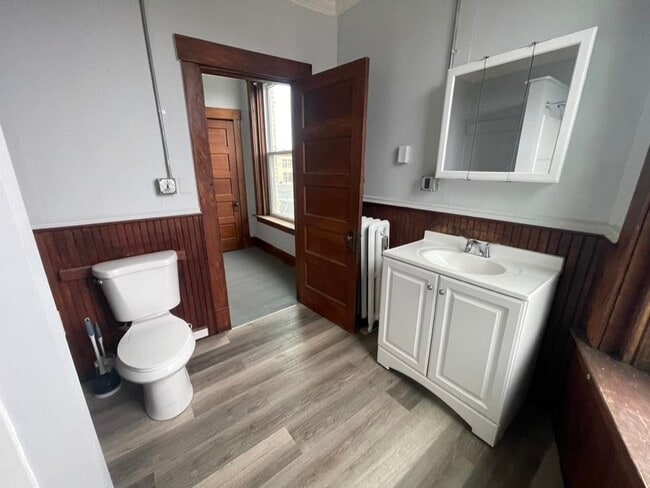 Building Photo - 41-43 Central St