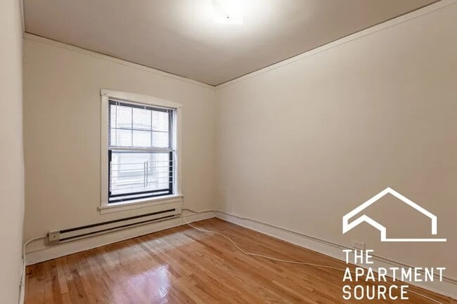 Building Photo - 1315 Oak Ave