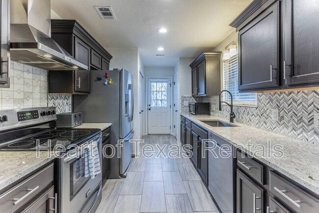 Building Photo - 1202 Spring St