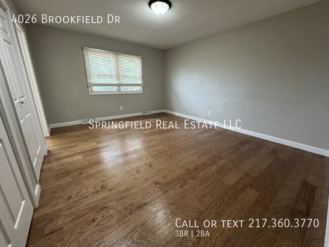 Building Photo - 4026 Brookfield Dr