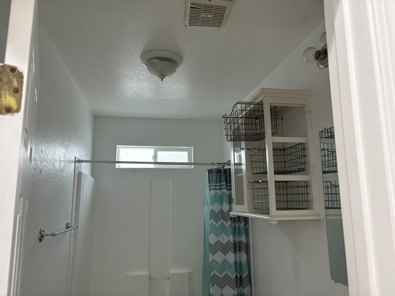 Overhead lighting - 3423 W 59th St