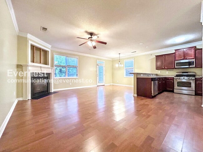 Building Photo - 7073 Blairs View Dr