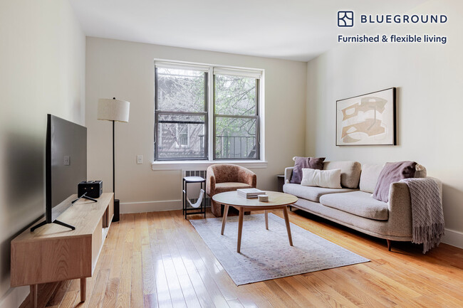 Primary Photo - 108 W 15th St