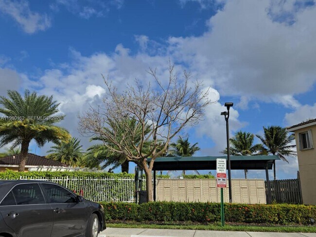 Building Photo - 13926 SW 175th Terrace