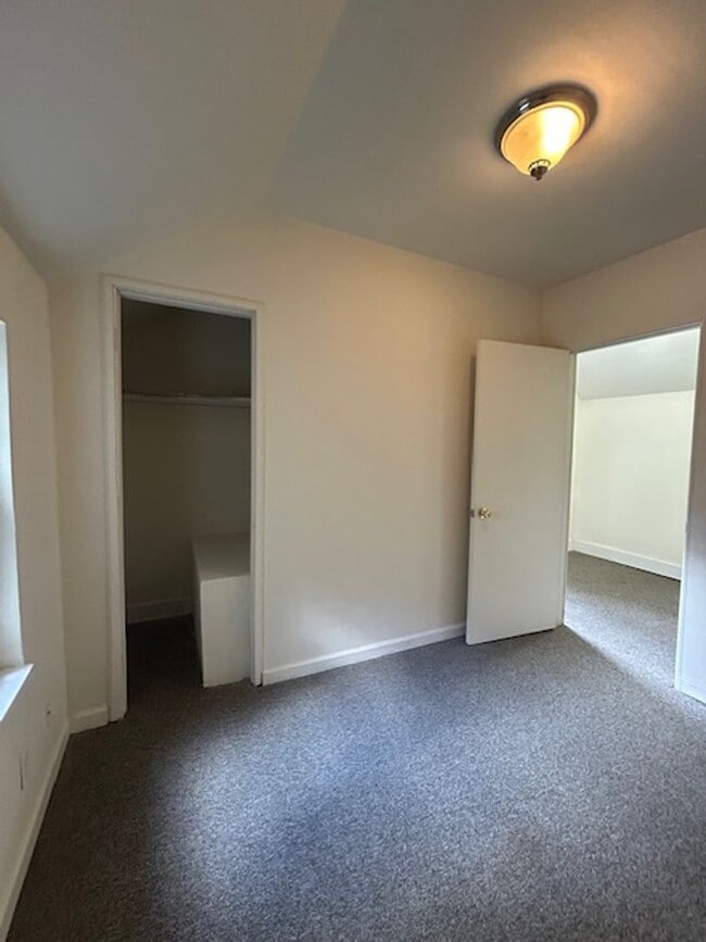 Building Photo - University Park 5BR/2BA—Walkable to UA, Fl...