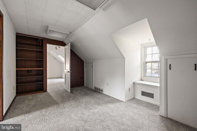 Building Photo - 3316 Silverside Rd