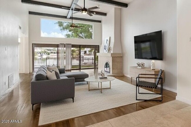 Building Photo - 7613 E Vía Del Reposo