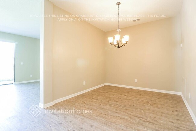 Building Photo - 952 Hailey St