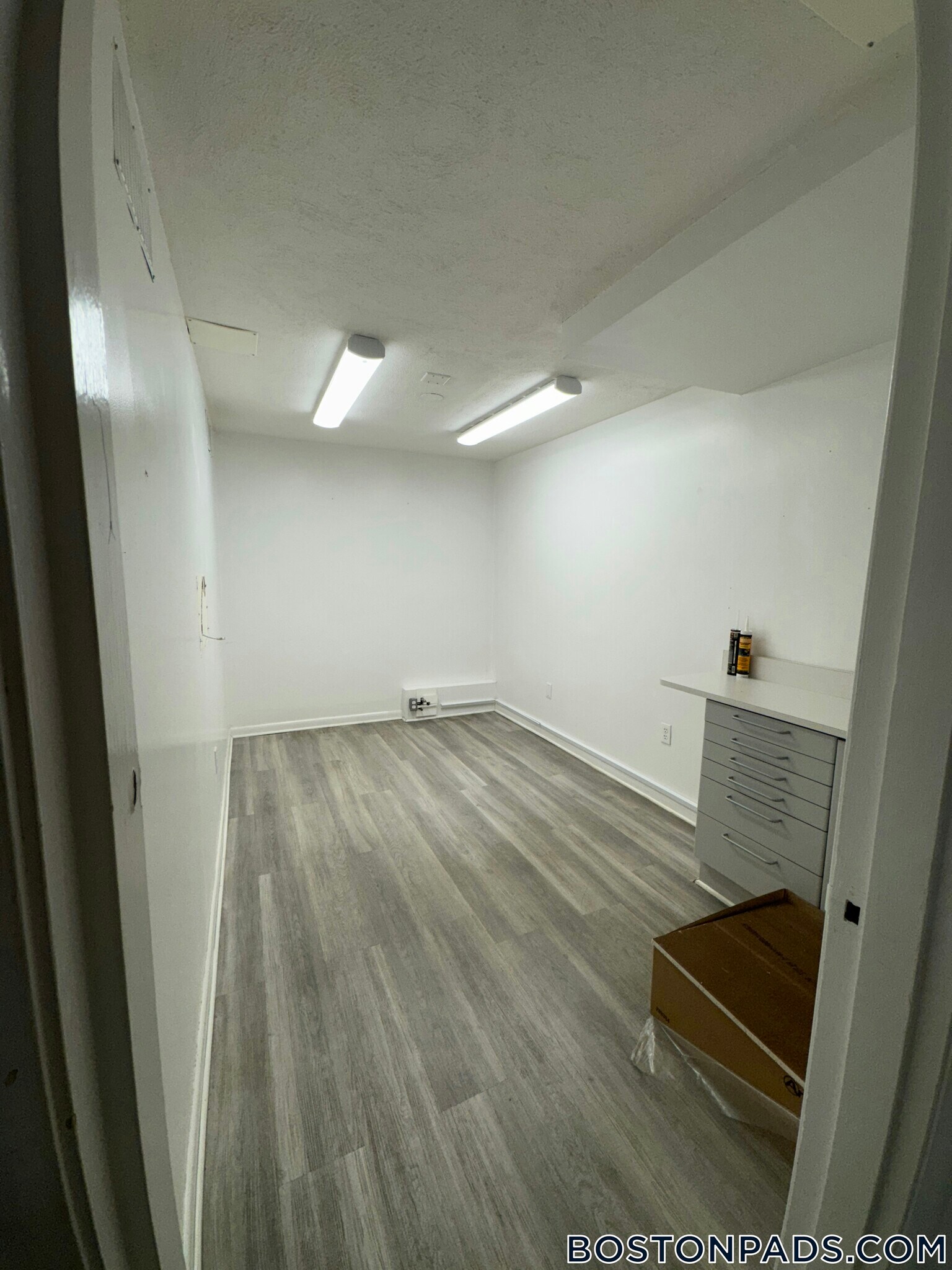Building Photo - 1247 Beacon St