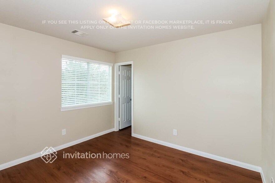 Building Photo - 18715 N Lyford Dr