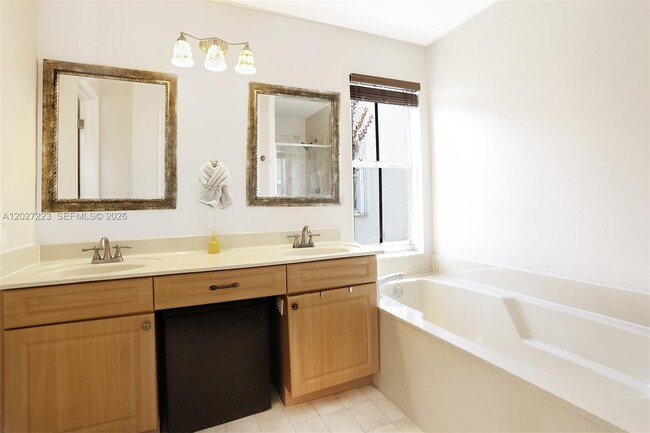 Building Photo - 873 Sand Creek Cir