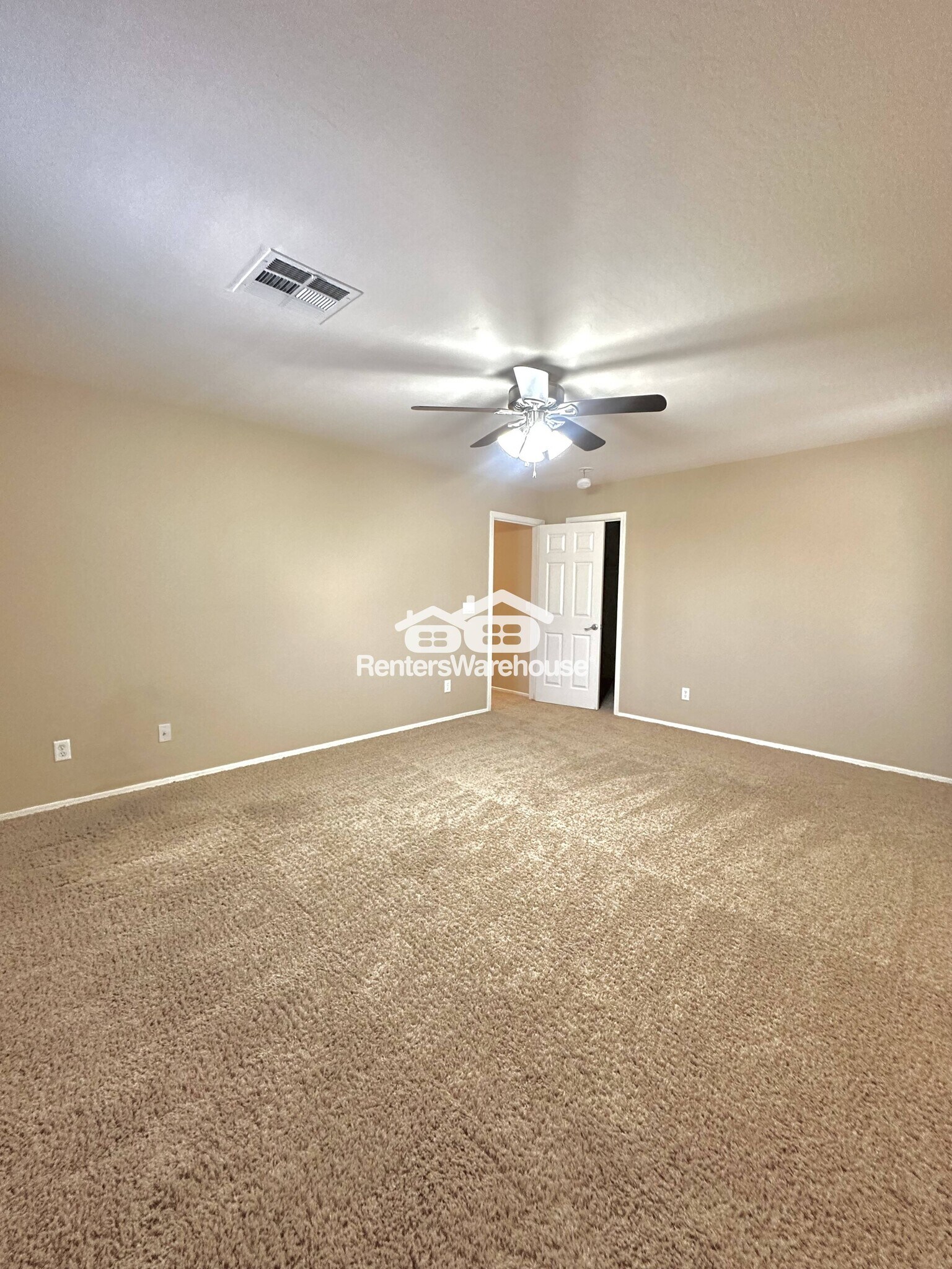 Building Photo - 9017 W Yukon Dr