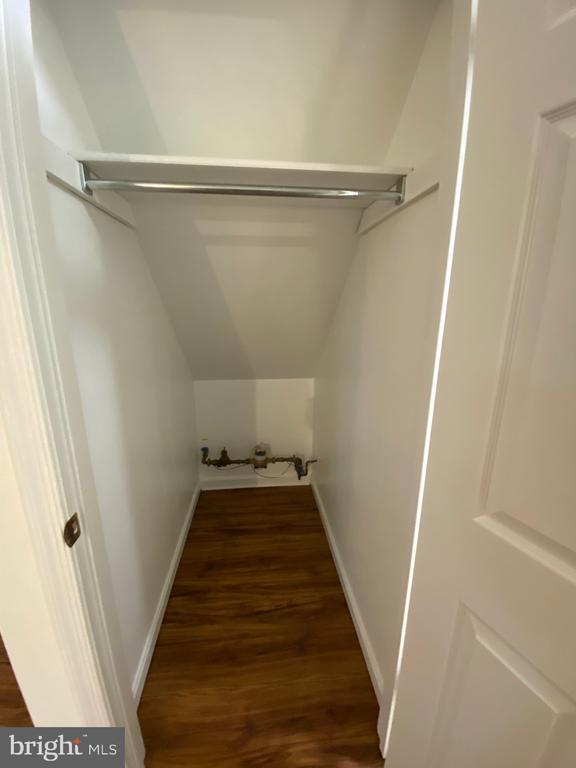 Building Photo - 6247 Spring Knoll Dr