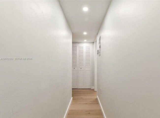 Building Photo - 1150 Madruga Ave