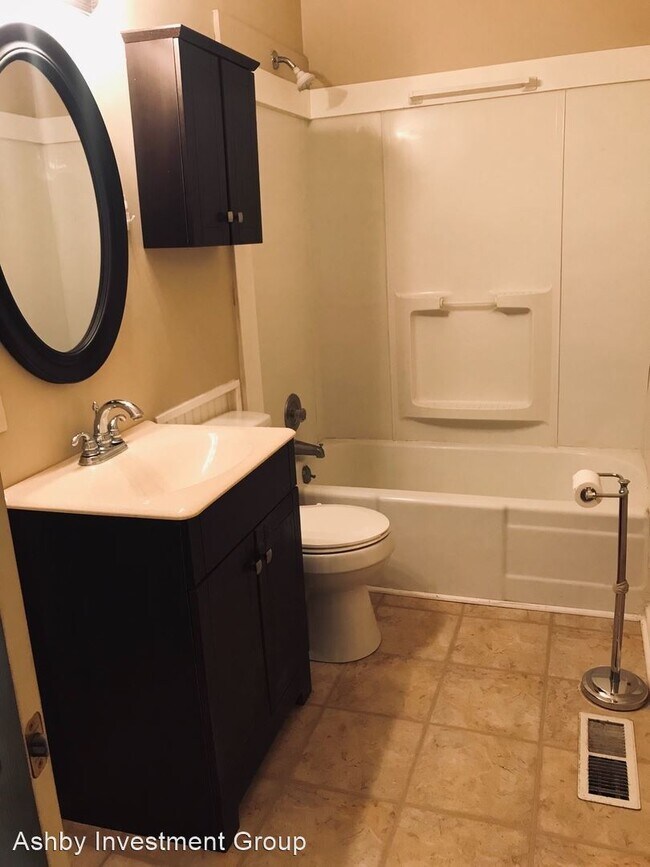 Building Photo - 2 br, 1 bath House - 2708 West Virginia