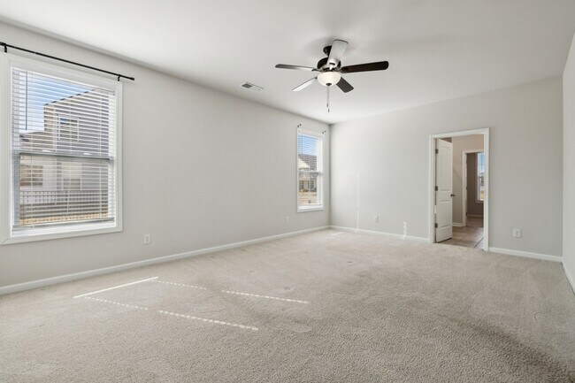 Building Photo - 1222 Westlawn Blvd