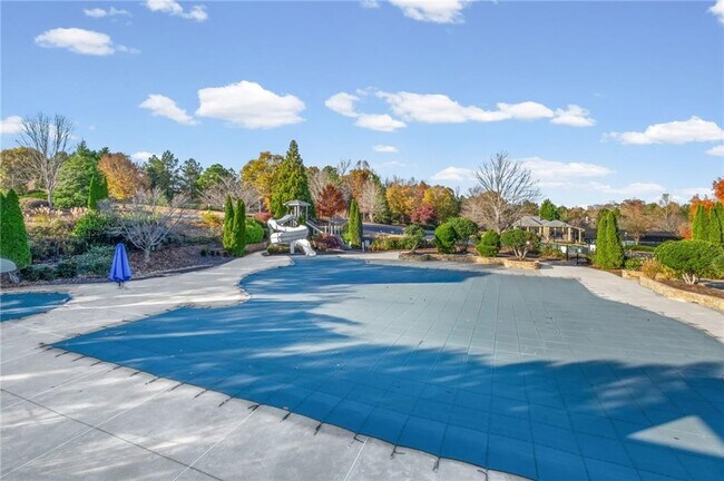 Building Photo - 266 Balaban Cir