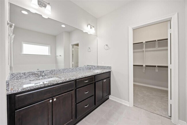 Building Photo - 3450 Talia Wood Ct