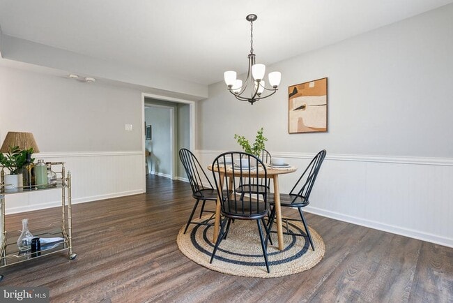 Building Photo - 1765 Carry Pl