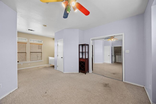 Building Photo - 1100 Silverton Ct