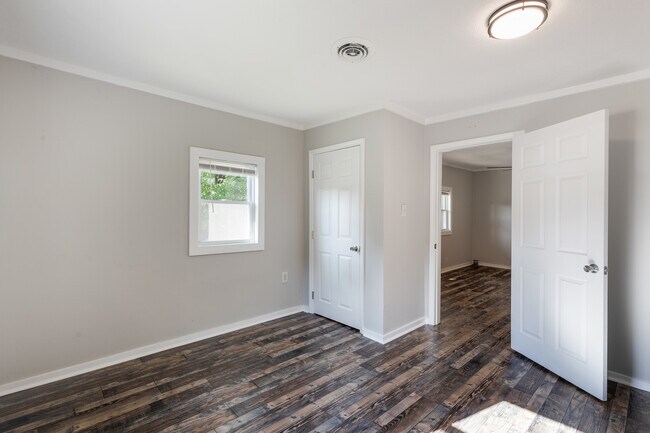 Building Photo - 4516 Sevierville Pike