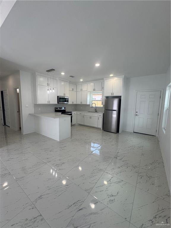 Building Photo - 13 N 24th St