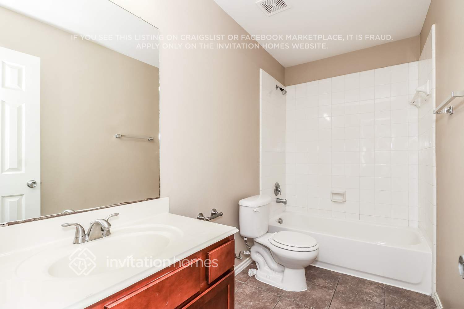 Building Photo - 219 Windmill Dr