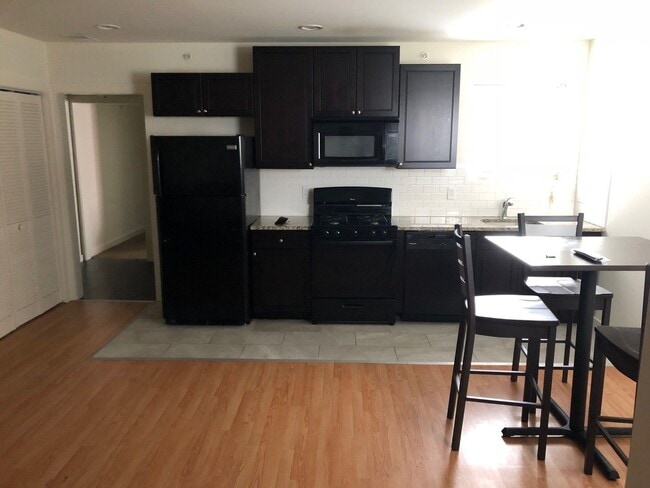 Interior Photo - 1515 N. 16th