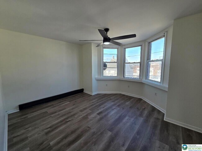 Building Photo - 312 S 17th St