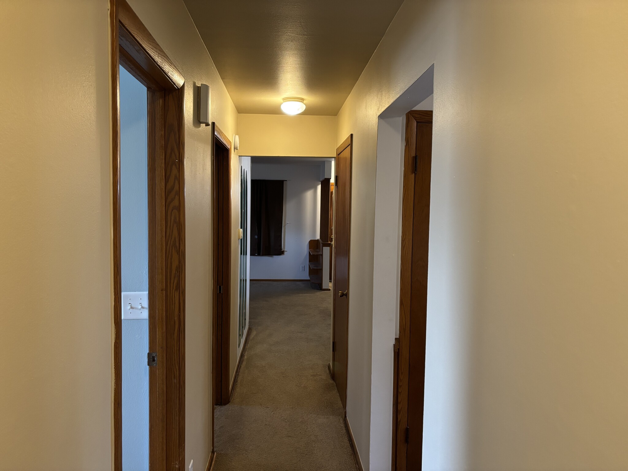 Interior Hall - 8162 W Beckett Ave