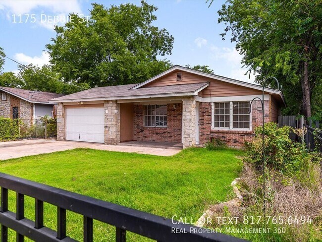 Building Photo - 1175 Debbie Dr