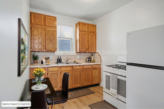 Building Photo - 1101 Dayton St SW