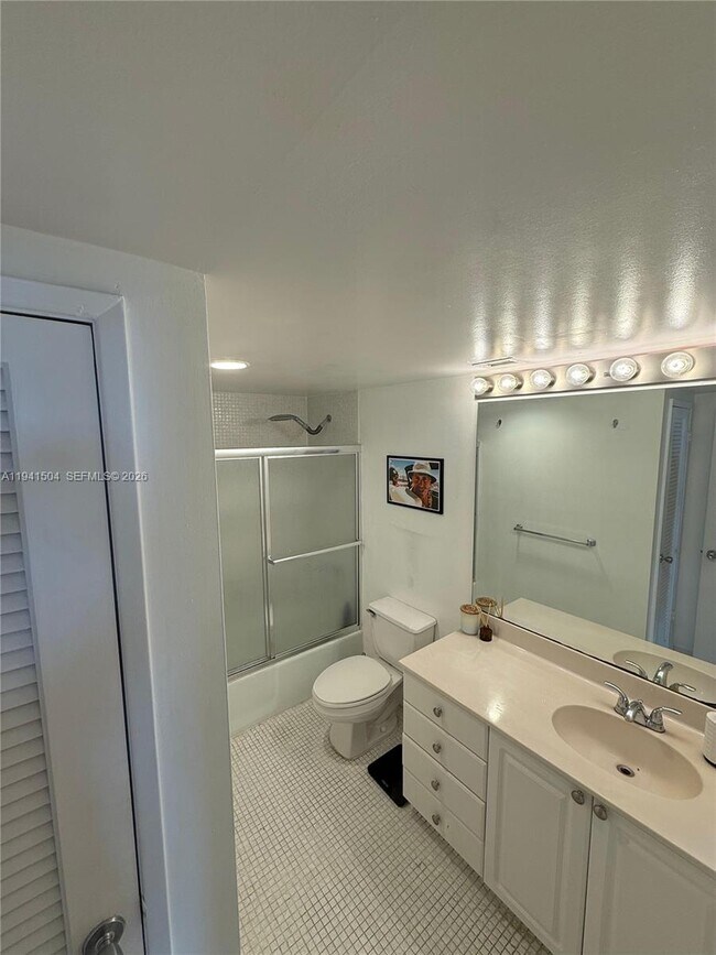 Building Photo - 19390 Collins Ave