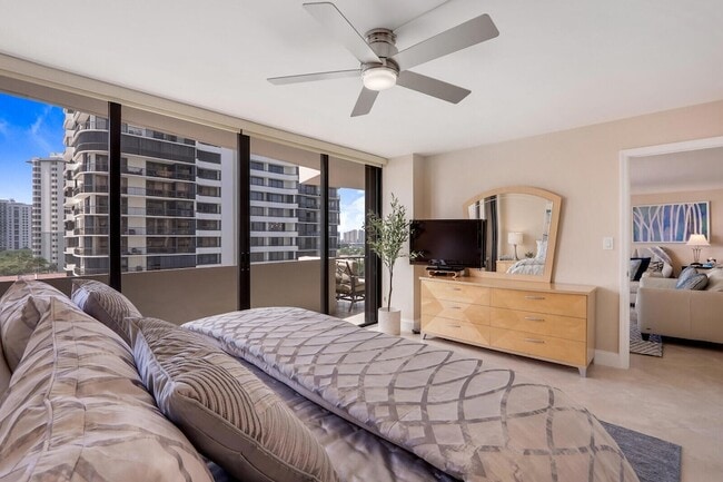 Building Photo - 4200 N Ocean Dr