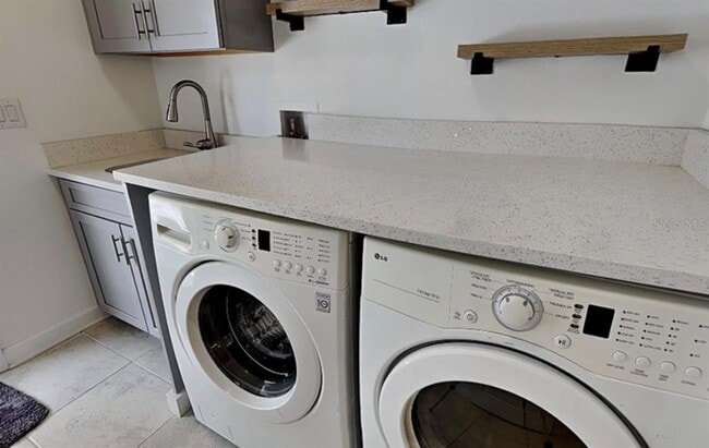 Building Photo - 9735 Petition Wy