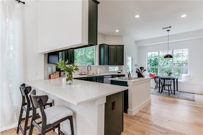Building Photo - 4809 Whispering Valley Dr
