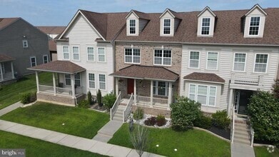 Building Photo - 2223 N O'Keeffe Ln