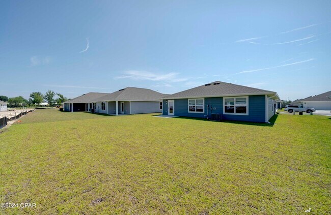 Building Photo - 279 Boggy Crk Wy